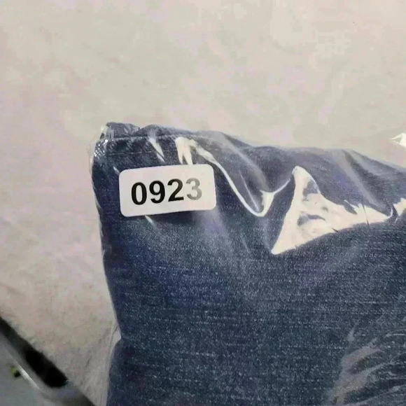 Wrangler Men's Cowboy Cut Slim Fit Jeans Vintage Stone 35 X 31 1036 mavvs - Picture 8 of 8